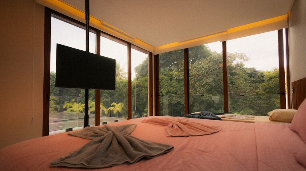 luxury villa bedroom