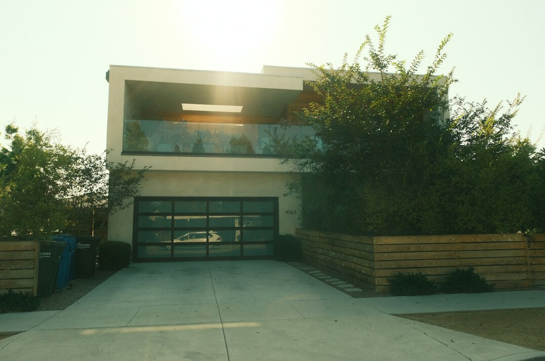 celebrity house exterior